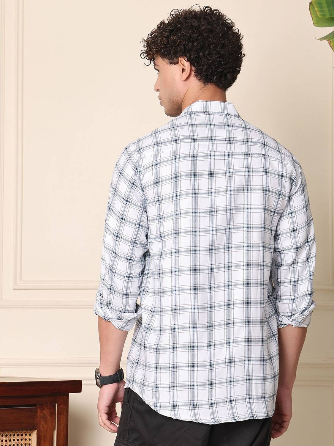 METRONAUT Men Regular Fit Solid Spread Collar Casual Shirt - Image 3
